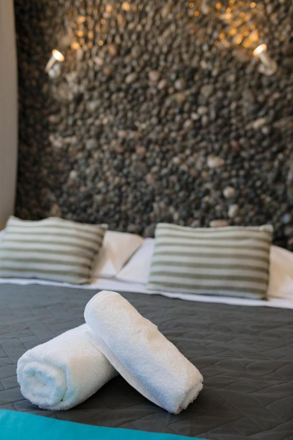 Aktis Suites Fira  Ngoại thất bức ảnh